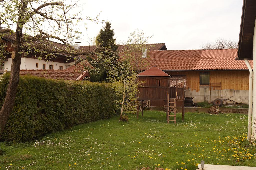 Ferienhaus Chiemsee Übersee Camera foto